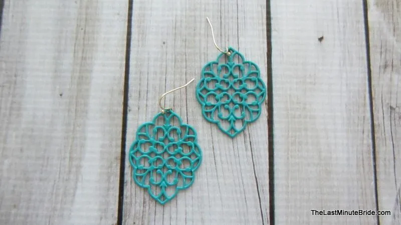 Airy Dangle Earrings