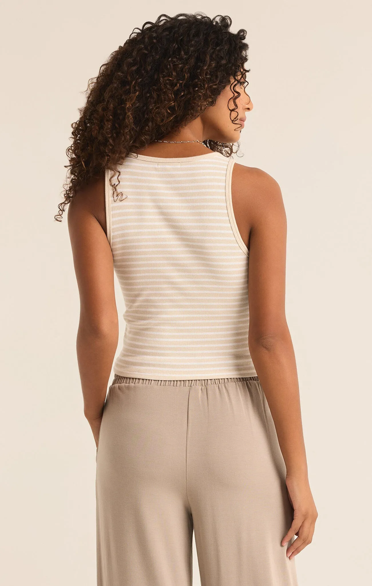 Essy Rib Tank