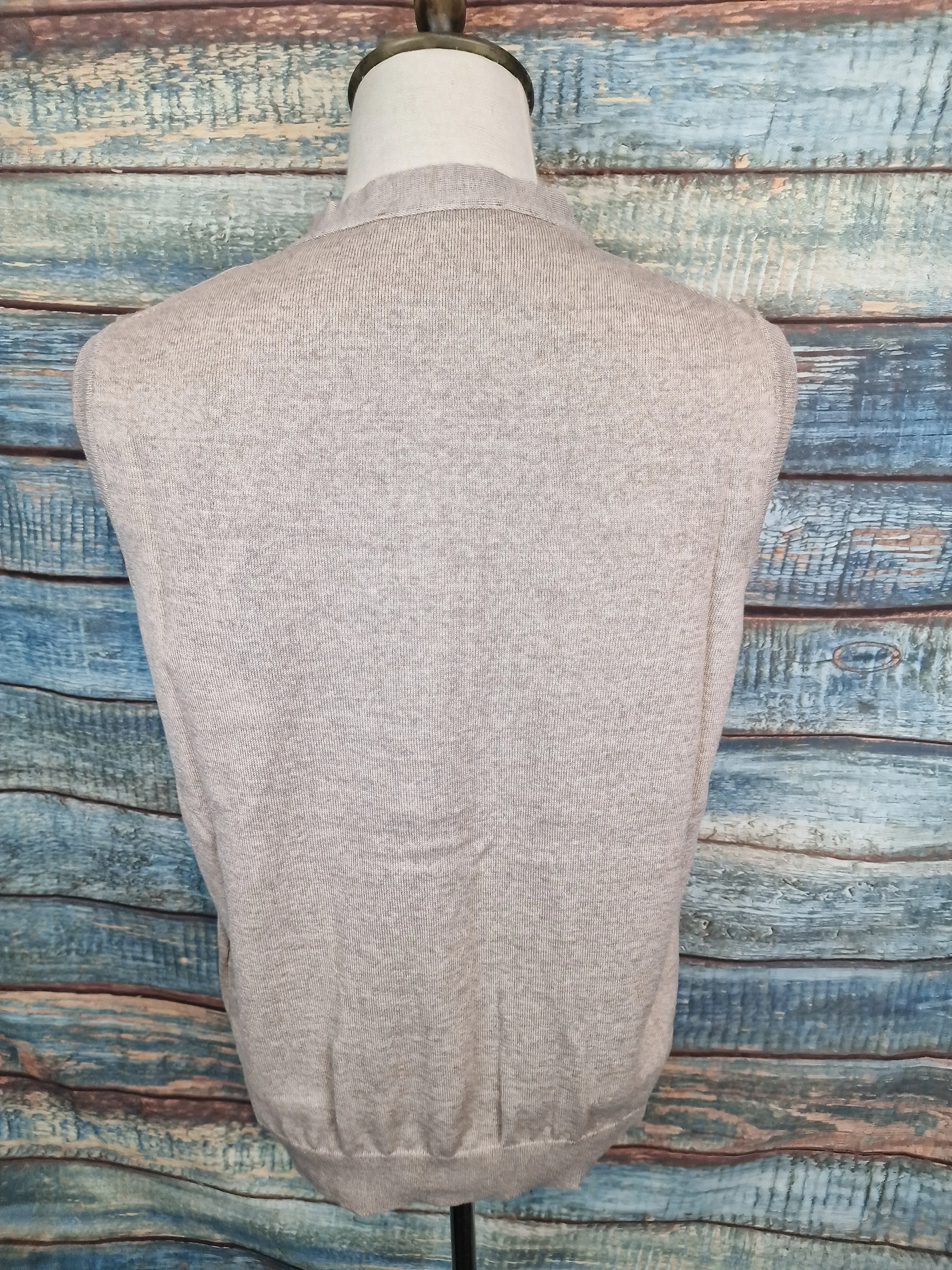 LORENZONI Extra Fine Merino Wool sleeveless cardigan