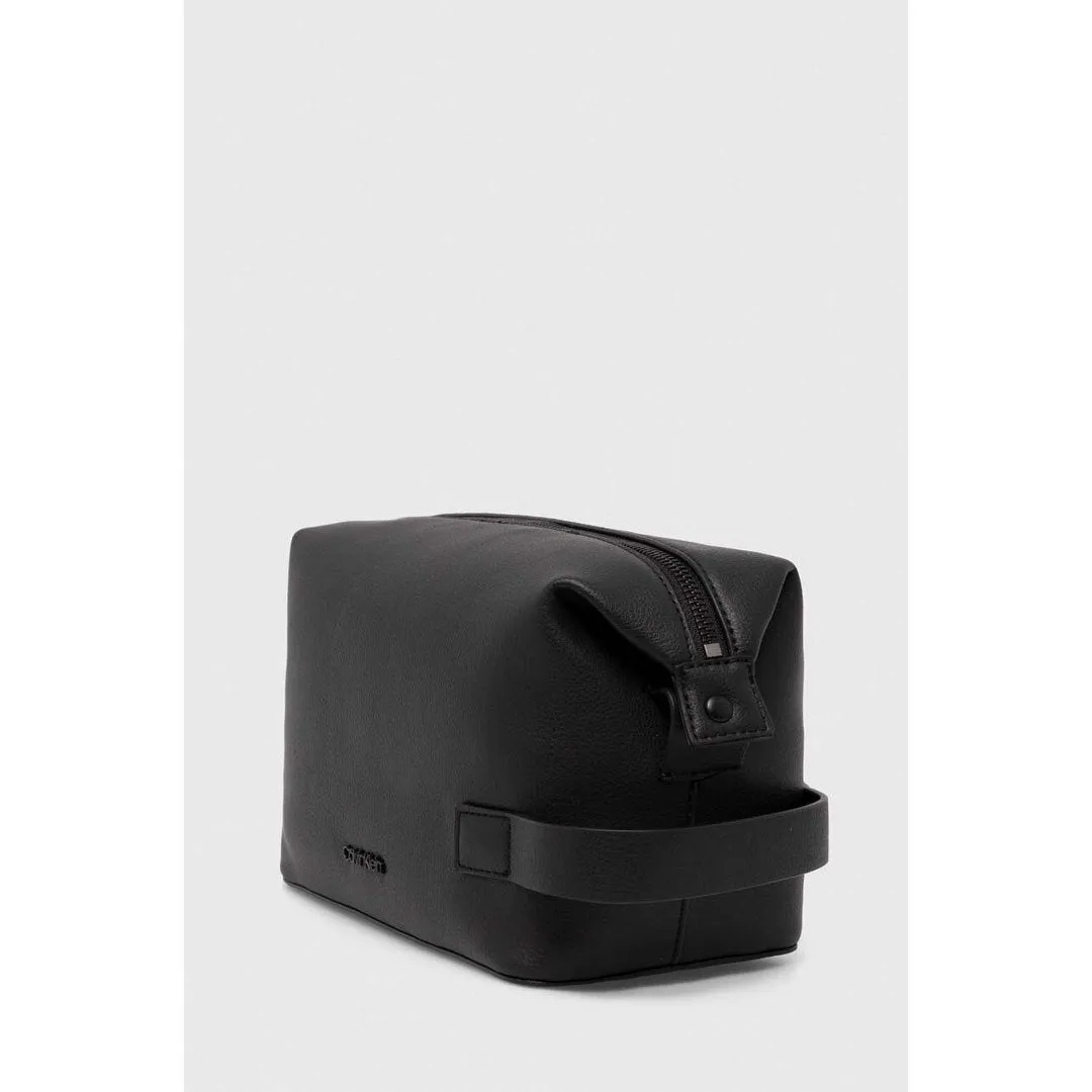 Minimal Focus Washbag