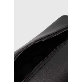 Minimal Focus Washbag