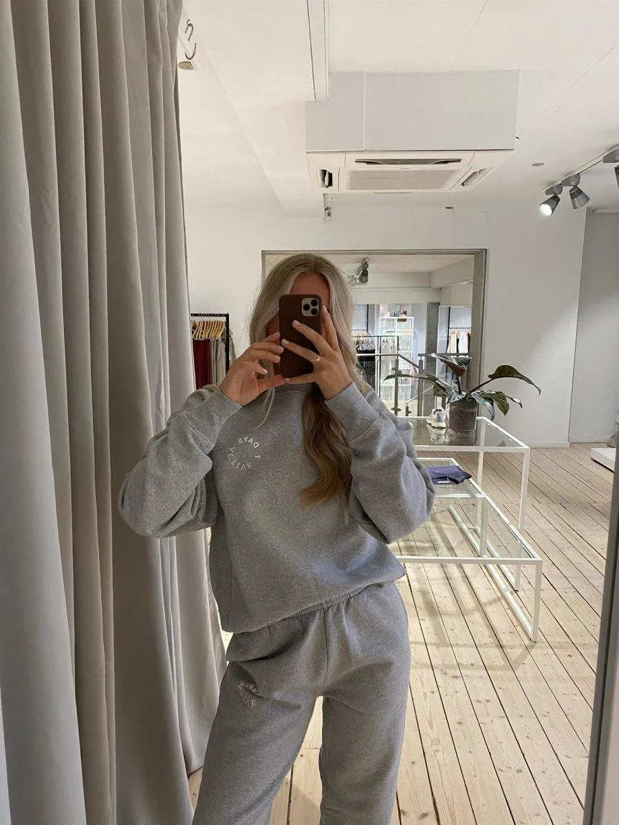 Monday Pants - Heather Grey